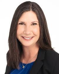 Deborah Kish's Instagram, Twitter & Facebook