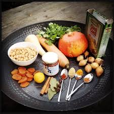 Cover again & leave somewhere to keep warm until the vegetables are ready. Ultimate Winter Couscous Van Ottolenghi