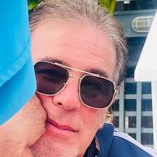 I didn't grow up in Gordo Head, but my 3 boys grew up there.