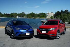 Actual mpge will vary depending upon driving. 2018 Toyota C Hr Vs 2017 Honda Hr V Comparison Autoguide Com