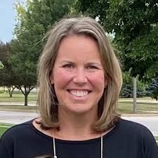 Molly Mackey (@mollymackey)