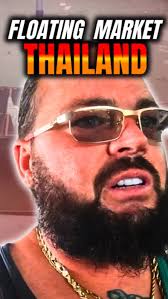 Damnoen Sasua Floating Market in Bangkok 🇹🇭 #damnoensaduak #bangkok  #thailand