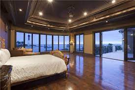 Dark wooden floors work well on so many different levels. 23 Beautiful Bedrooms With Wood Floors Pictures Benefits And Challenges