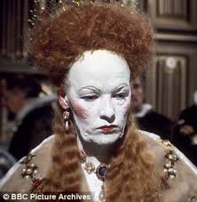 It was a time of extravagance and luxury in which a flourishing popular culture was expressed through writers such as shakespeare, and explorers like. Did Elizabeth I Really Have Black Teeth Sir Walter Raleigh Poem To Blame For Hideous Portrayals Daily Mail Online