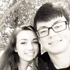 Savannah Rayne (@srhwyatt44)