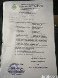 Pegawai negeri sipil tersebut adalah surat keputusan (sk) pengangkatan mereka sebagai pegawai negeri sipil. Seorang Pns Cimahi Ditangkap Karena Terlibat Penipuan Perekrutan Cpns