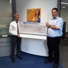 Spende Von Der Raiffeisenbank Auerbach Freihung Webseite Der Sg 1912 Neukirchen