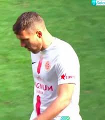 At arsenal, podolski scored 31 goals, with 17 assists, in 82 games, before being sent on loan to inter milan. Watch Lukas Podolski Antalyaspor Goal Proves His Left Foot Is Eternal