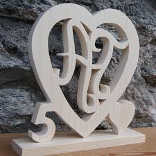 Les noces de bois : Cadeaux Coeur Noce De Bois 5 Ans De Mariage Initiales Personnalisees Idee Cadeau Noces De Bois