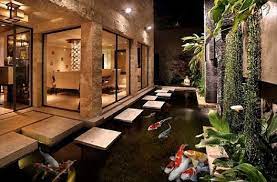 Hal pertama dalam membuat sebuah kolam ikan dalam ruangan adalah menentukan desain terbaik dan terefektif. 11 Pilihan Desain Kolam Ikan Dalam Rumah Interior Hunian Jadi Lebih Cantik Rumah123 Com