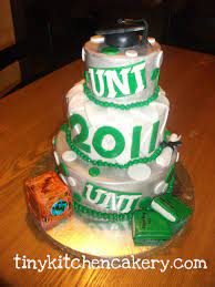 Pin By Valerie Hill Shortridge On Tiny Kitchen Cakery College Graduation Cakes Graduation Cakes Graduation Hat Toppers