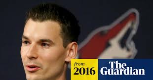 The Coyotes just hired a 26-year-old GM. Is it a smart move?