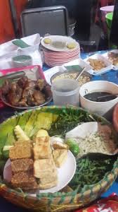 Ini jelas menunjukkan yang cara masakan untuk tauhu memang beraneka. Aneka Sayur Tahu Tempe Cingur Hidung Sapi Dan Petis Untuk Rujak Cingur Bild Von Tahu Campur Cak Majid Jakarta Tripadvisor