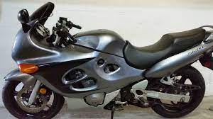 The result is exciting and has a satisfying performance with characteristics that make it easy. Suzuki Katana 750 2005 Motorcycles Photos Video Specs Reviews Bike Net