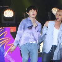 ^ blackpink raih platinum di australia untuk single kiss and make up. Bts Kpop Kiss Gifs Get The Best Gif On Giphy