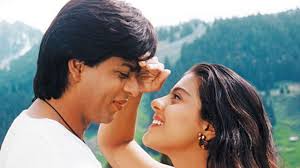 Shah rukh khan & kajol laugh, get embarrassed and even get a bit emotional as they look back at highlights of their 22 years. Dilwale Dulhania Le Jayenge How Kajol Would Respond If Shah Rukh Khan S Son Aryan Eloped With Nysa