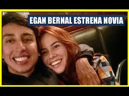 El pedalista bernal celebró con su novia haber mantenido el liderato del giro de italia. Egan Bernal Estrena Novia Youtube