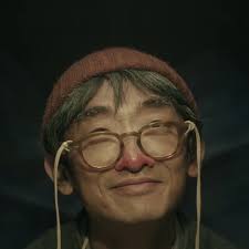 QIU Jiongjiong's A NEW OLD PLAY is a 3-hour epic following the journey of  Qiu Yu, a Sichuan opera 'clown,' as he travels through Chinese history.  Today, A NEW OLD PLAY makes its streaming premiere