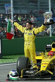 Válaszd ki tehát a kedvenc f1 pilótád és válogass a termékei közül! Formula 1 The Official F1 Website Formula 1 Car Formula 1 Formula One