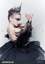 Ballerina Black Swan Makeup And Look Black Swan Makeup Ballerina Makeup Beauty