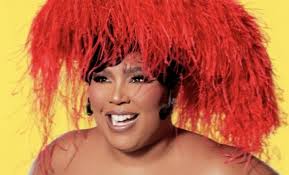 Image Amplified : LIZZO: Smiles & Fierce Beauty by Mary Ellen Matthews