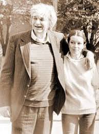 Daca doriti sa contribuiti cu lucruri inedite despre relatia lor, va rugam sa faceti click pe editeaza si sa adaugati descriere sau istoricul relatiei. Pivnicer La Un Vin De Export Cu Nichita StÄƒnescu