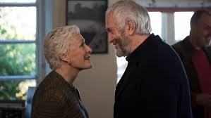 Nell'ombra,dipende cosa vuoi dire,ma nn sembra niente d bello,forse nel senso escluso/a da tutti,e sinceramente nn m sembra per niente bello. The Wife Vivere Nell Ombra Tra Moglie E Marito Non Mettere Il Nobel Rep