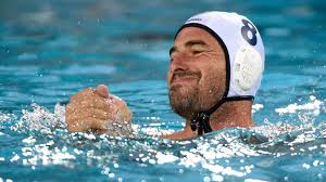 Újpesten négy évig nevelte az utánpótlást, sokak szerint a jövő nagy bajnokait. Szivszorito Foto Benedek Tibortol Ezzel A Kozos Keppel Bucsuzik Legnagyobb Lanya Indirekt Hu