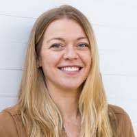 Alyssa Larson's Instagram, Twitter & Facebook