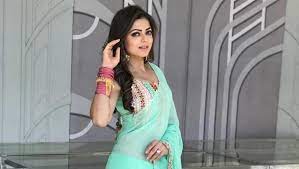 5 Sarees Worn By Drashti Dhami That Are A Must-Have In Every Girl's Wardrobe - Zee5 News