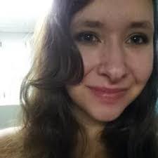 Amber Tetreault's Instagram, Twitter & Facebook