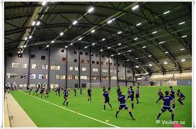 Även om båda sporterna äger rum på antingen gräs eller konstgräs, fotbolls och fotbollsplaner har många skillnader. Fotbollsplan Arkiv Veiken S Blog
