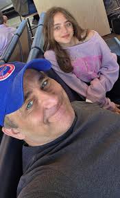 Finally heading home after a long 5 days. #goinghome #home #travel  #homebound #daddydaughter #daddysgirl