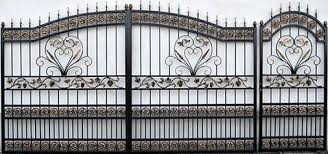 S C Yildiz General Forest S R L Modele Porti Si Garduri Din Fier Forjat Model 101pg236 Wrought Iron Gates Gate Design Iron Gates