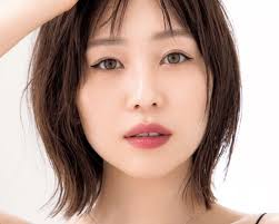 目尻7mmのキャットラインで色っぽ上品な目元を演出 美的 com アイライン 引き方 アイライン 眉毛 タトゥー