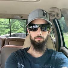 Crazy how fast things can change my whole life I wanted to know how to  wheelie and I'm building my dream skill and it doesn't seem real… if anyone  is wanting to