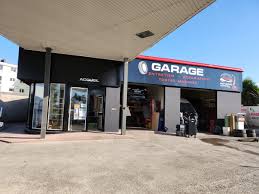 Garage et station-service à Granville