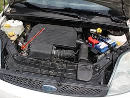 Ford fiesta trend cv, 5 vitesses de 2010. Changer La Courroie D Accessoires Sur Ford Fiesta V 1 3i Tutoriels Oscaro Com