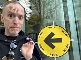 Did Mayor Ken Sim reduce election staff, causing long lineups at voting  stations?