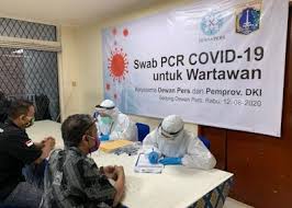 Onlinepantura Com Pelaksanaan Tes Swab Pcr Polymerase Chain Reaction Yang Diselenggarakan Dewan Pers Bekerja Sama Dengan Pemerintah P Di 2020 Gedung Pemerintah
