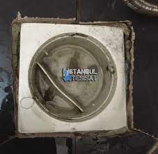 Lavabodan gelen pis banyolarda tuvaletlerini derz araları pırıl pırıl tertemiz bembeyaz olmasını istiyorsanız bu videomuzu seyredip uygularsanız nasıl olduğunu göreceksiniz. Koku Tespiti Lagim Kokusu Problemi Istanbul Tesisat