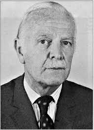 Stephen Gold's Instagram, Twitter & Facebook