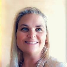 Connie Doering's Instagram, Twitter & Facebook