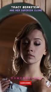 Tracy Bernstein's Instagram, Twitter & Facebook