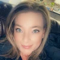 Donna Sever's Instagram, Twitter & Facebook