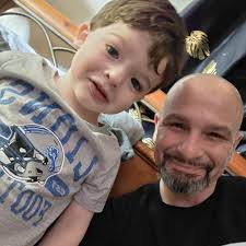 Yall remember that black chair? Used to get out of that and just collapse.