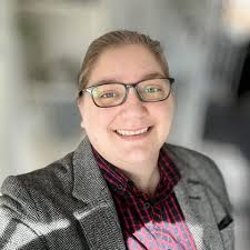 What are the rules for submitting resolutions to the Sneucc annual meeting?