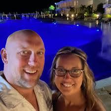 Brian Carle's Instagram, Twitter & Facebook