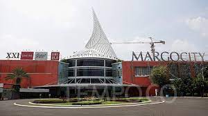 Artikel ini dipersembahkan finansialku perencana keuangan. Giant Margo City Tutup Permanen Gelar Diskon Besar Besaran Metro Tempo Co