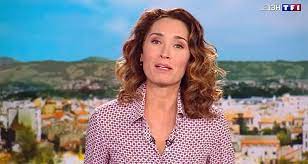 Mais un détail n'a pas échappé aux internautes, ulcérés par l'attitude de l'animateur de tpmp. News 1pm Marie Sophie Lacarrau Explodes Julian Bugier Rebels Today24 News English